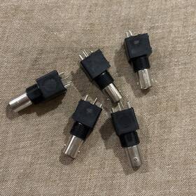 Amp 227161-6 5 Coaxicon Electrical Connectors Rtang Jack Bnc Pcb New Old Stock