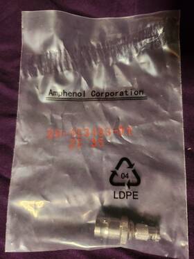 Amphenol 29-103493-01 Aph-bncj-hdbncp Bnc Jack To Hd Plug Adapter