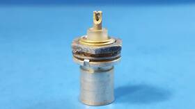 Amphenol 82-831 One Pc- Bnc Push On Panel Jack Connector Receptacle