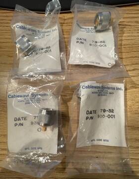 Cablewave Systems Inc. 930-001 Lot Of 4 Inc. Connectors