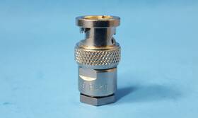 Pl20-5 Cinch/trompeter One - Bnc Connector Plug Male Pin 50 Ohms Free Hanging