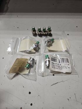 Cp-88t-50 Emerson Lot Of 8 Pieces - Load Resistor Bnc 50 Ohm 500mw 0-11ghz Cp-88t-50 Emerson Lot Of 8 Pieces - Load Resistor Bnc 50 Ohm 500mw 0-11ghz