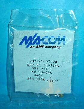 2037-5007-00 Macom Sma M 90 Connector Gold Plated Nos