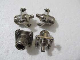 Pe9104 Pasternack 4x Sma Female To N 4 Hole Flange Panel Mount Adapter