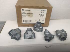 L-158 Southwire 5 Pack 3/8 Inch Die-cast Set Screw Duplex Connector